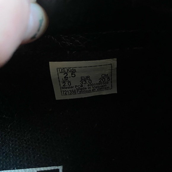 Glow In The Dark Vans Spooky Halloween Cat Bat Monster Boys Size 2.5 Shoes - Picture 4 of 5